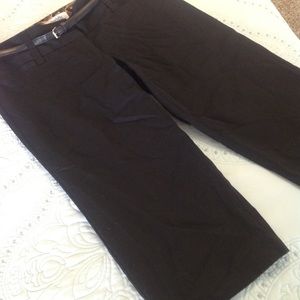 Charlotte Russe black Capri